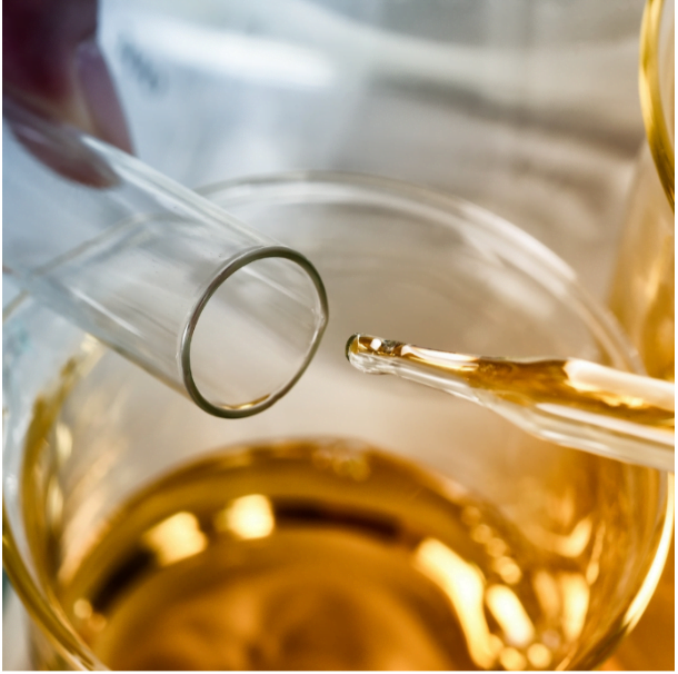 Comment choisir son laboratoire de développement cosmétique ?